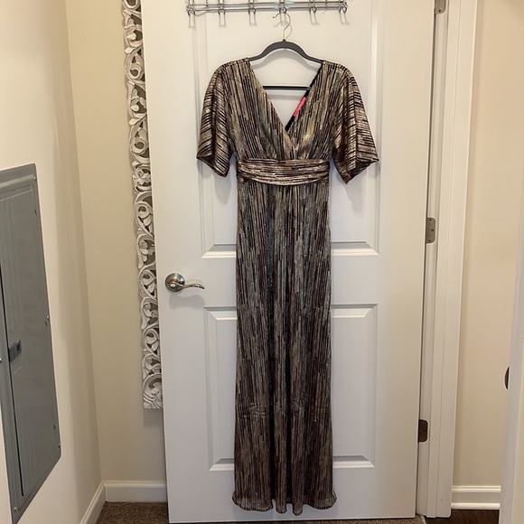 Lilly Pulitzer Parigi Maxi Dress in Gold Berry Crinkle - Picture 2 of 7